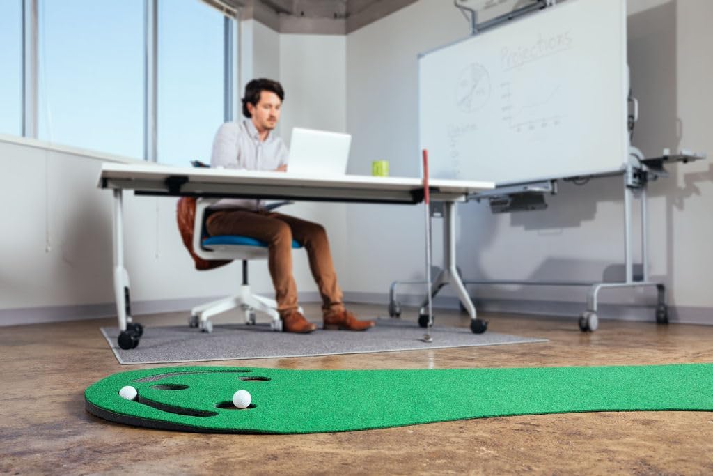 Par Three Indoor Golf Putting Green – 3' x 9'
