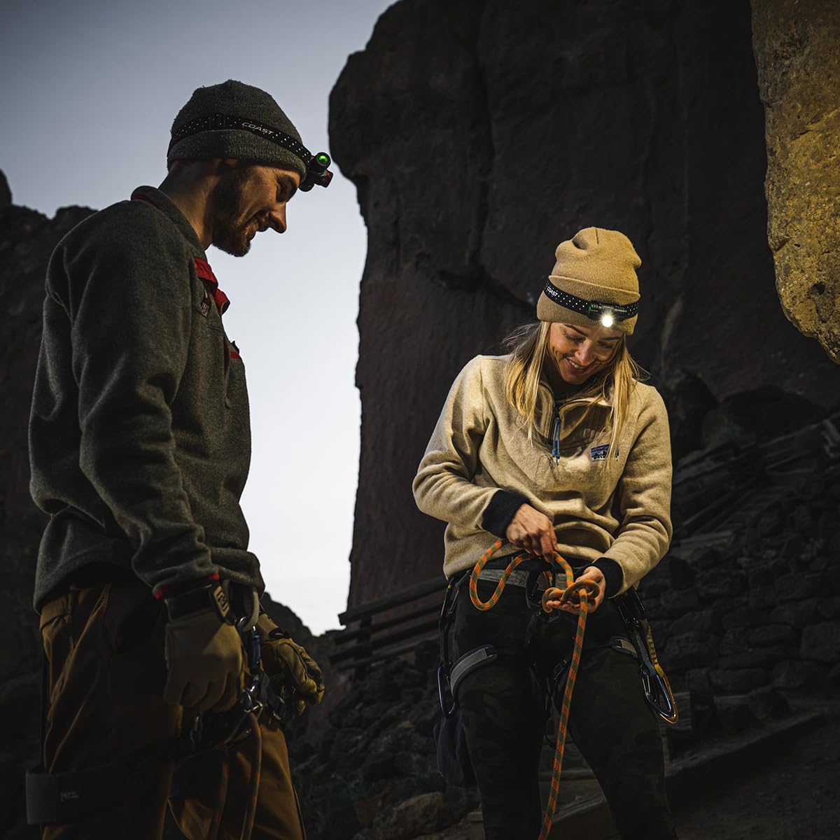 Rechargeable Dual-Power LED Headlamp with Magnetic Base