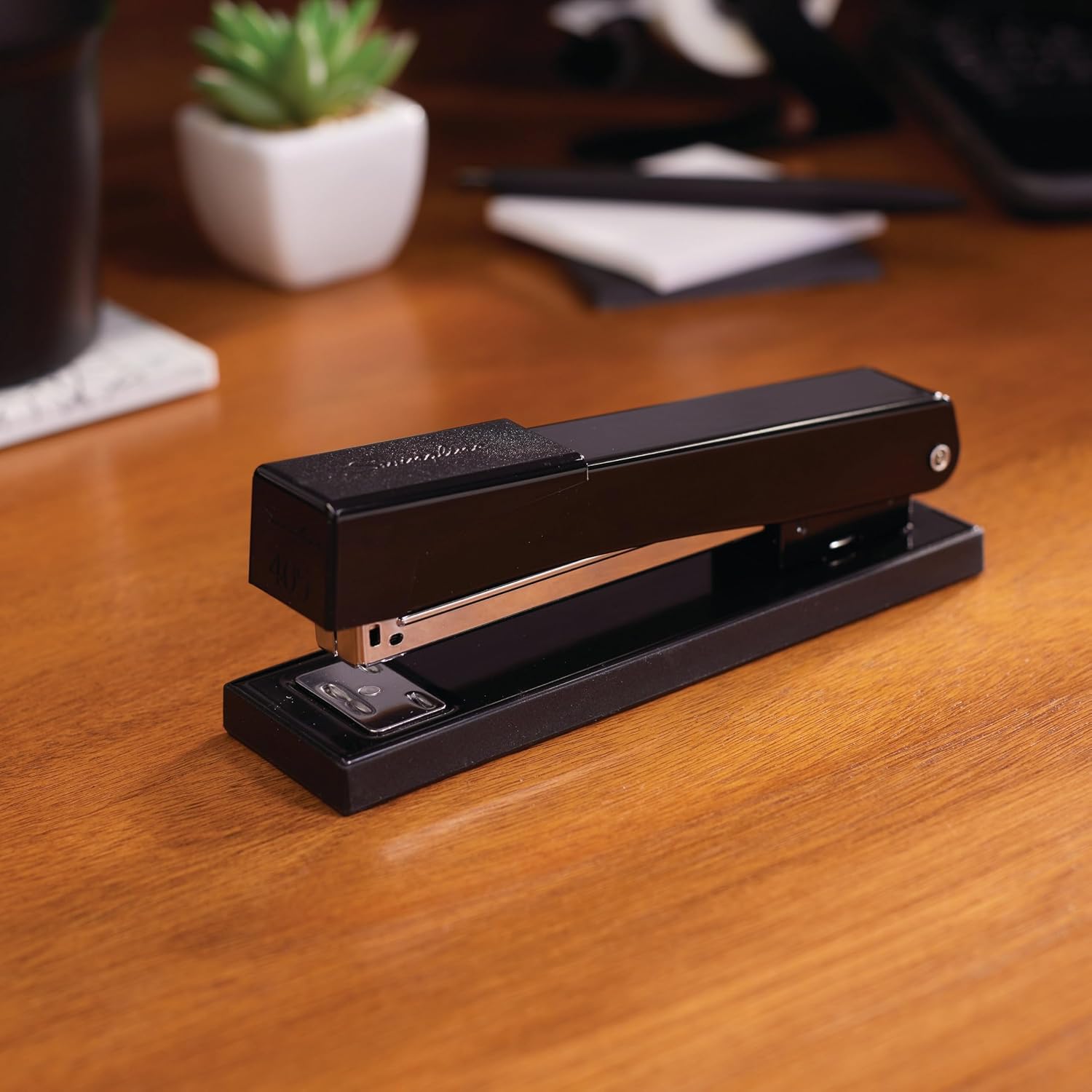 Light Duty 20-Sheet Metal Stapler