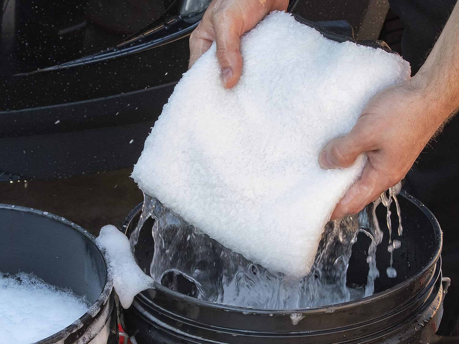 Scratch-Safe Microfiber Car Wash Mitt