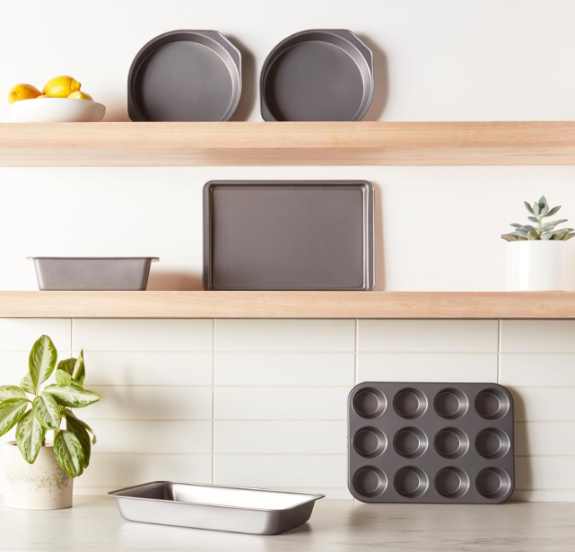 6-Piece Nonstick Bakeware Set